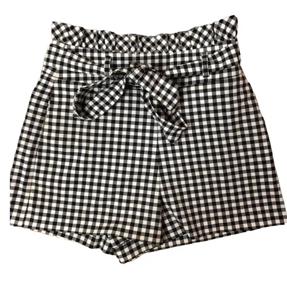 NWOT ZARA High Rise Paperbag Waist Gingham Black & White Plaid Shorts Sz Xs - Picture 2 of 15